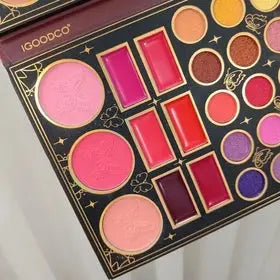 58Colors Punk Smokey Matte Glitter Eyeshadow Palette