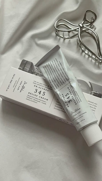 Gentle Vegan Skincare Cream Featuring Hyaluronic Acid & Rose Scent