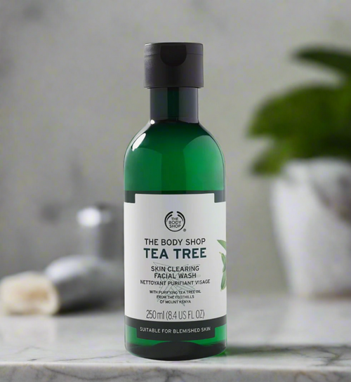 The Body Shop Tea Tree Skin Clearing Facial Wash